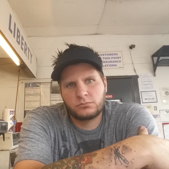 Meet your Posher, Justin - Picture 1 of 1